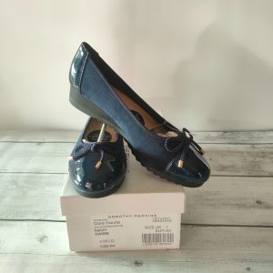 DOROTHY PERKINS Core Courts Shoes Navy Daisies UK7
