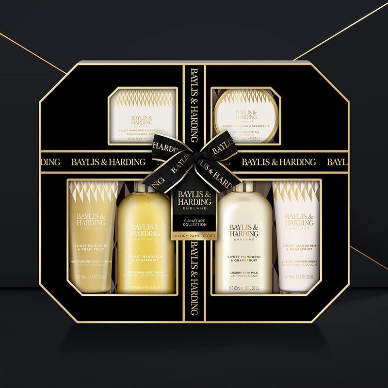 BAYLIS &HARDING Sweet Mandarin & Grapefruit Signature Collection Ultimate Luxury Bathing Pamper Gift Set - Image 2